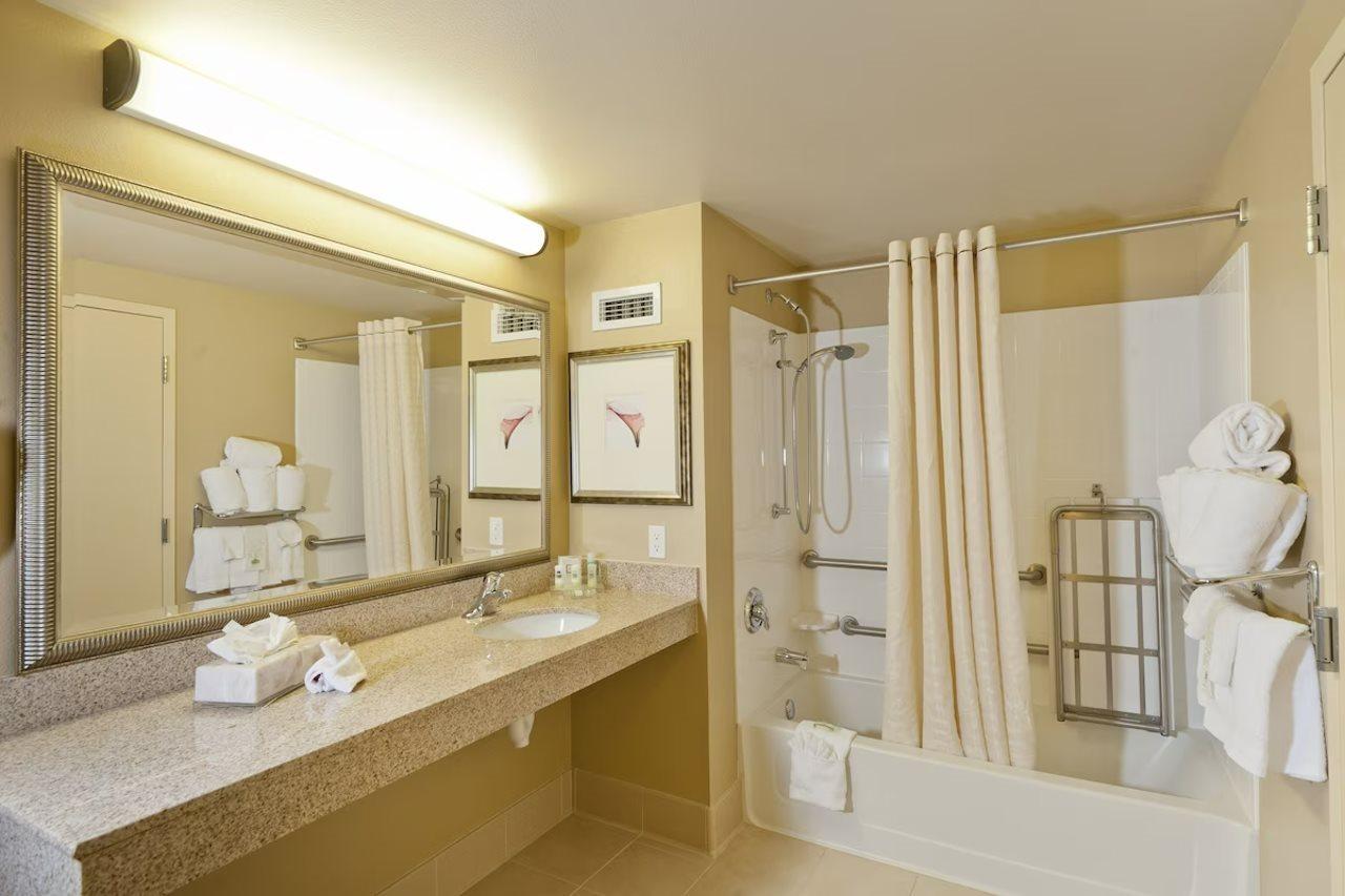 Holiday Inn & Suites - Barstow By Ihg Extérieur photo