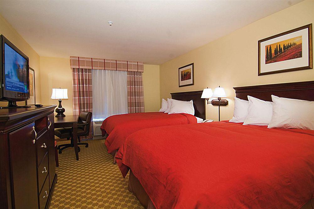 Holiday Inn & Suites - Barstow, An Ihg Hotel Chambre photo